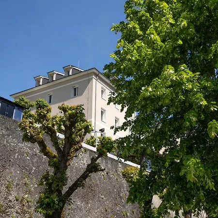 Clos Du Oui Villa *